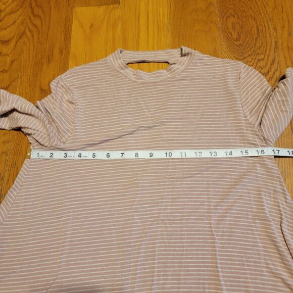 American Eagle Outfitters Size Small Pink Soft & Sexy T - Picture 4 of 7